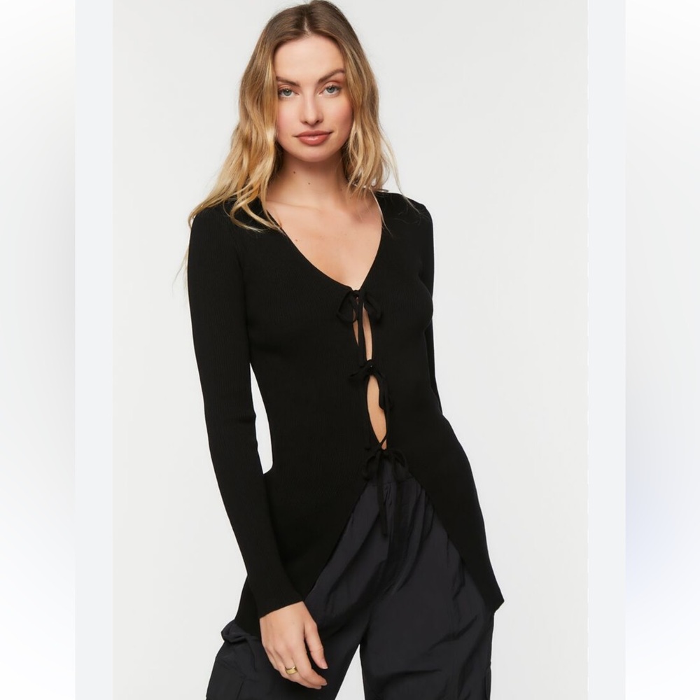 NWOT - Forever 21 Black Longline Cutout Long Sleeve Top with front ties